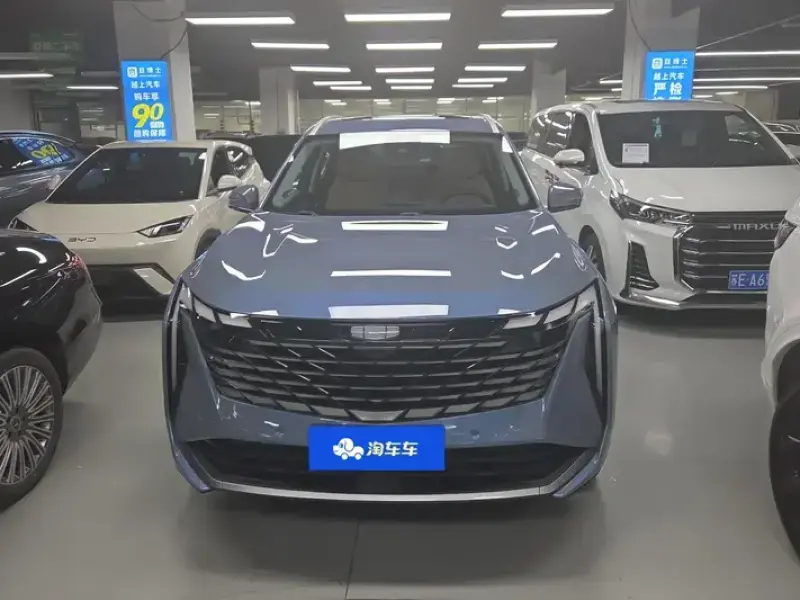 2023 Geely Boyue L с пробегом 16 000 км