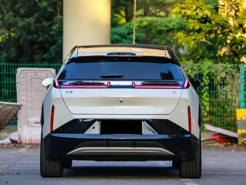 2023 Zeekr X с пробегом 52 000 км