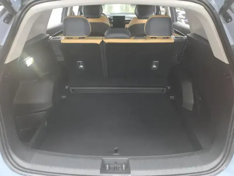 2023 Geely Boyue L с пробегом 16 000 км