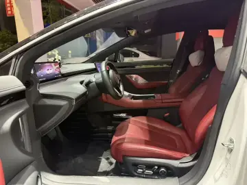2024 Luxeed S7 с пробегом 30 000 км