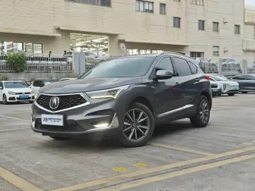 2019 Acura RDX с пробегом 50 000 км