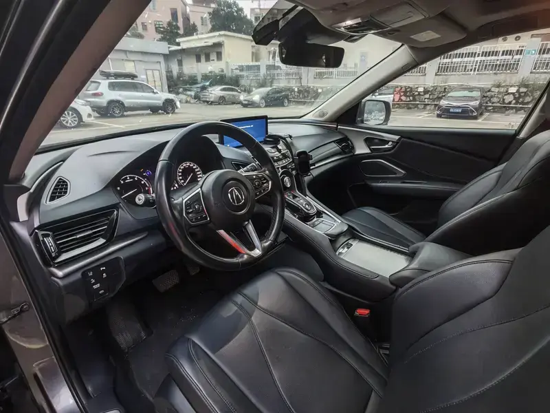 2019 Acura RDX с пробегом 50 000 км