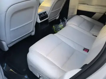 2025 Li Auto (Lixiang) L6 с пробегом 10 000 км