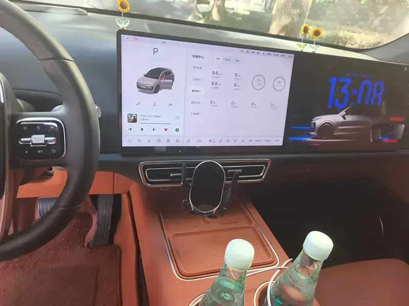 2025 Li Auto (Lixiang) L6 с пробегом 35 500 км