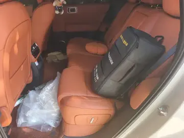 2025 Li Auto (Lixiang) L6 с пробегом 35 500 км