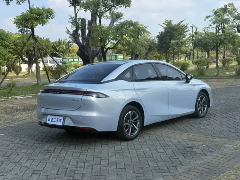 2024 Aion S с пробегом 30 000 км