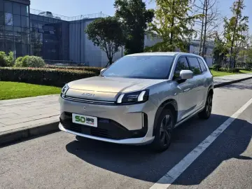 Aion V