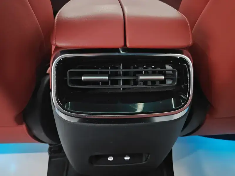 2022 Aito M5 с пробегом 69 600 км