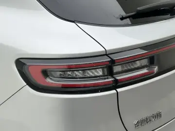 2022 Aito M5 с пробегом 94 400 км