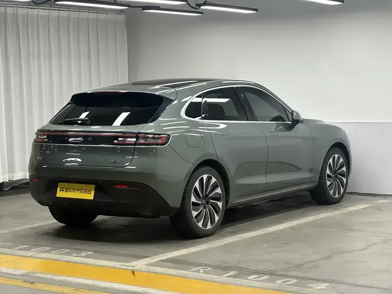 2022 Aito M5 с пробегом 102 900 км