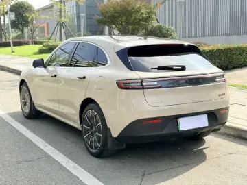 2022 Aito M5 с пробегом 56 000 км