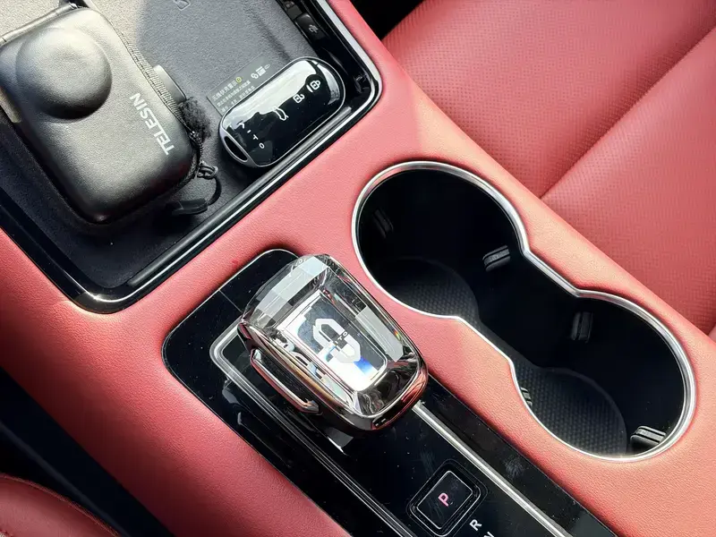 2022 Aito M5 с пробегом 56 000 км