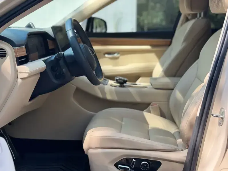 2023 Aito M5 с пробегом 113 000 км