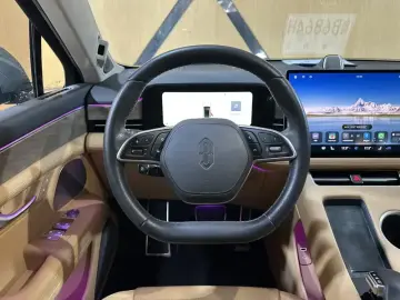 2022 Aito M5 с пробегом 91 000 км