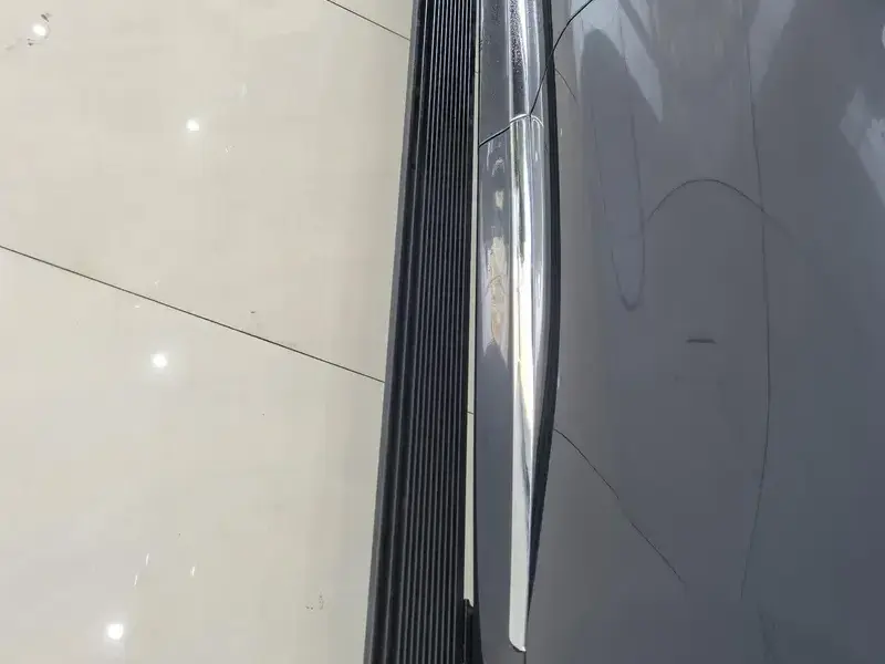 2025 Aito M8 с пробегом 10 000 км