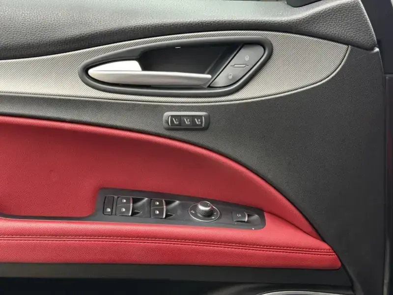 2019 Alfa Romeo Stelvio с пробегом 110 000 км
