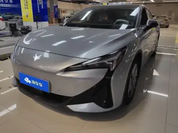 2024 Arcfox Alpha S5 с пробегом 39 000 км