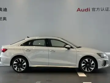 2024 Audi A3 с пробегом 44 000 км