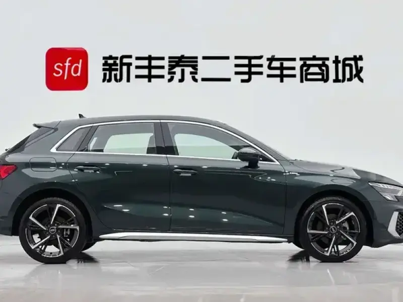 2023 Audi A3 с пробегом 23 000 км