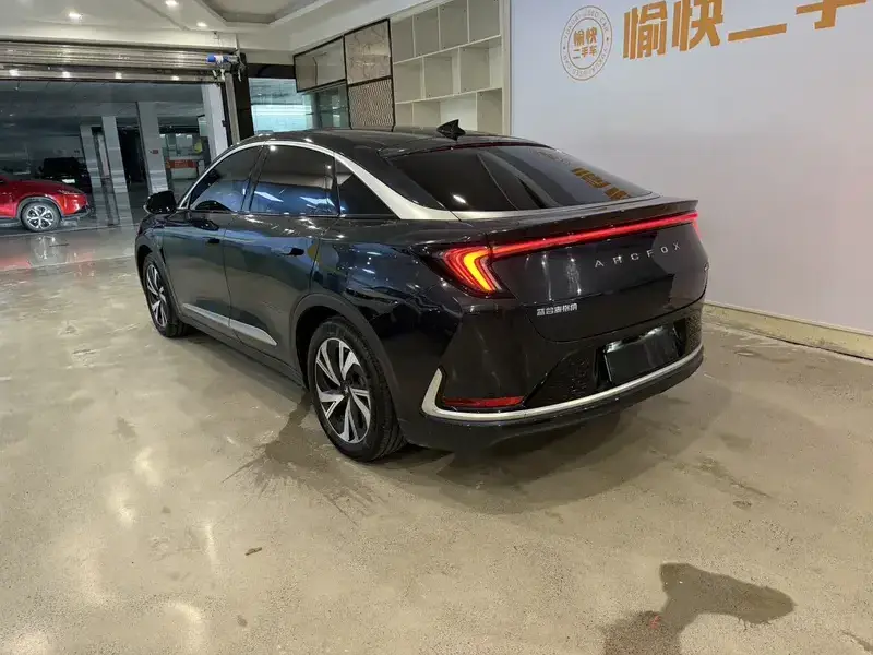 2022 Arcfox Alpha S с пробегом 74 500 км