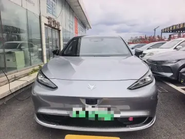 2025 Arcfox Alpha S6 с пробегом 16 000 км