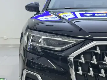 2024 Audi A8 с пробегом 14 000 км