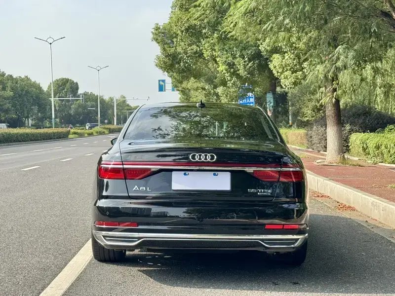 2021 Audi A8 с пробегом 110 000 км