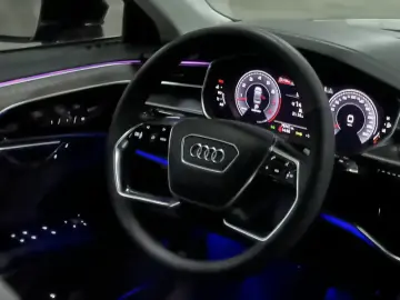 2019 Audi A8 с пробегом 79 000 км