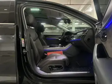 2019 Audi A8 с пробегом 79 000 км