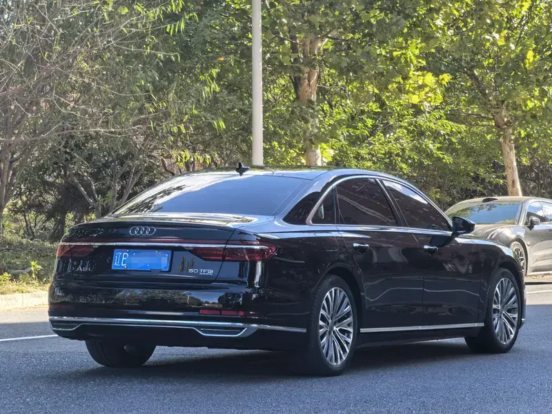 2021 Audi A8 с пробегом 71 000 км