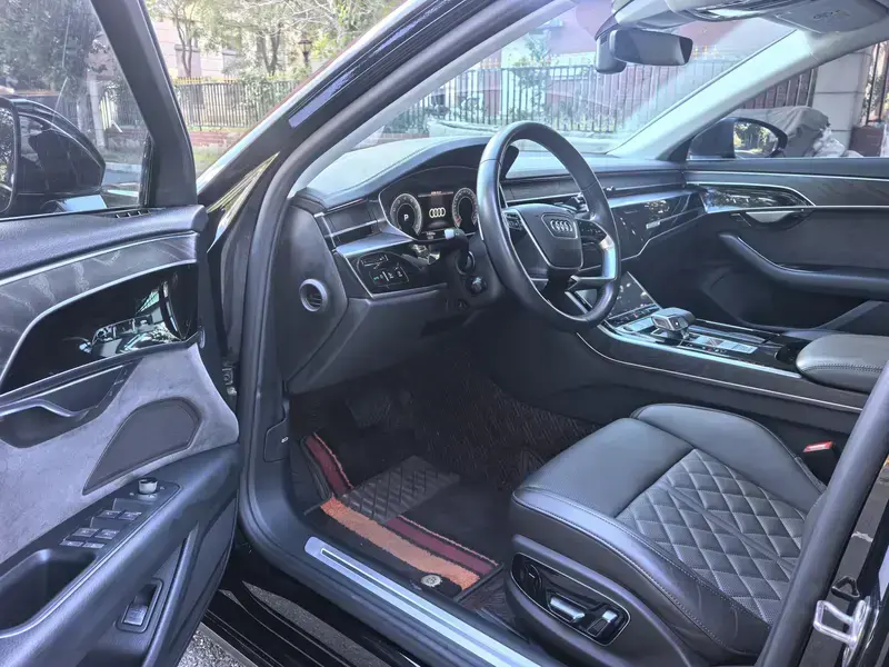 2021 Audi A8 с пробегом 71 000 км