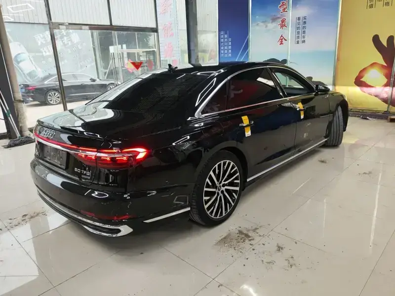 2024 Audi A8 с пробегом 48 000 км