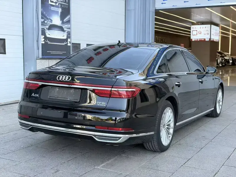 2021 Audi A8 с пробегом 109 000 км