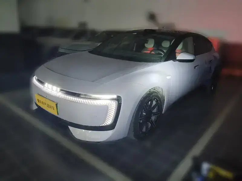 2026 Audi E5 с пробегом 7 800 км