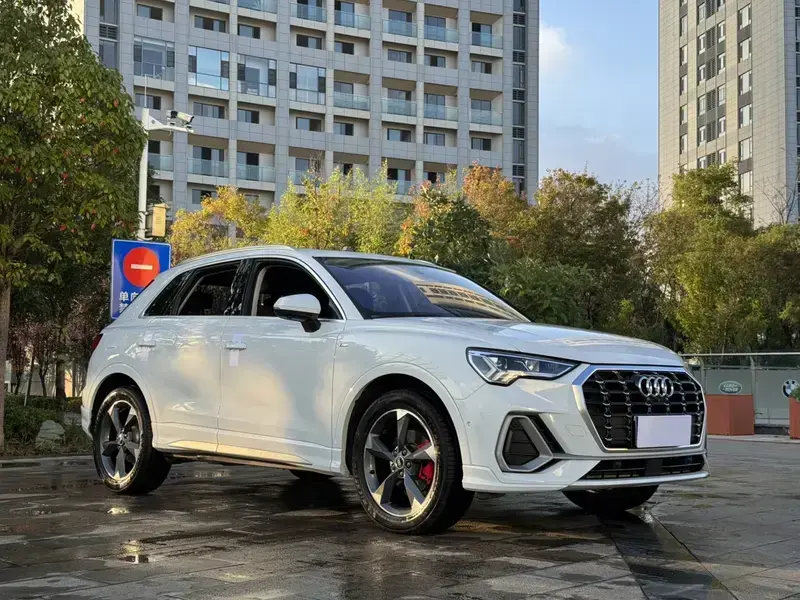 2021 Audi Q3 с пробегом 69 000 км