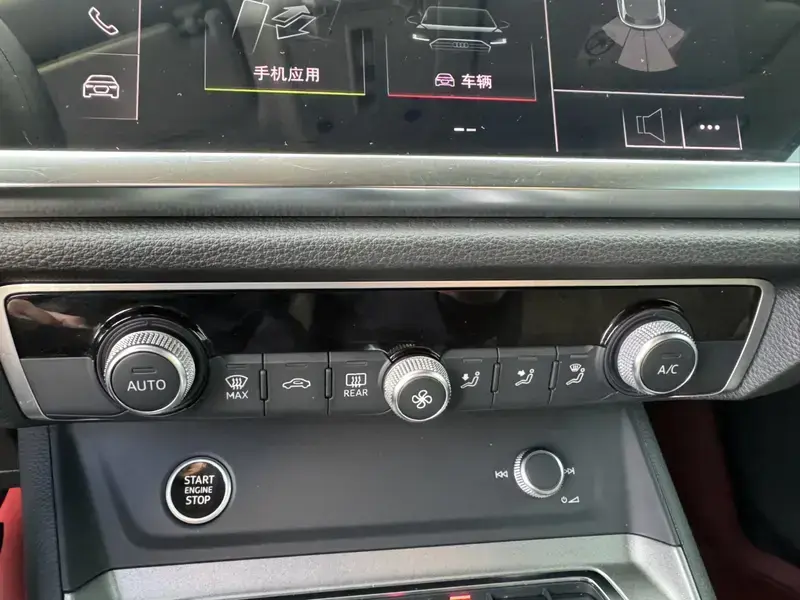 2021 Audi Q3 с пробегом 69 000 км