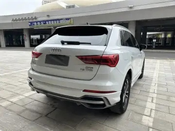 2021 Audi Q3 с пробегом 93 000 км