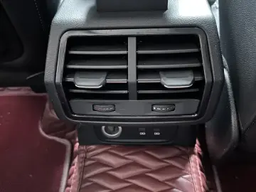 2021 Audi Q3 с пробегом 93 000 км