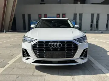 2019 Audi Q3 с пробегом 72 000 км