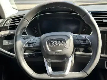 2019 Audi Q3 с пробегом 72 000 км