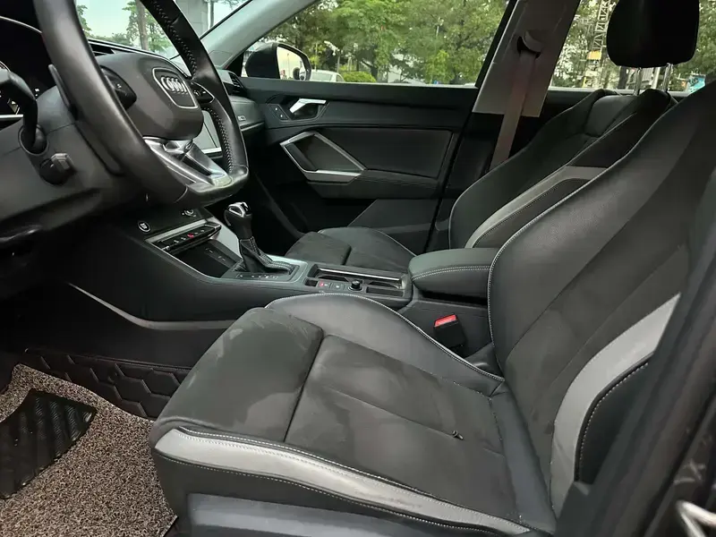 2022 Audi Q3 с пробегом 68 000 км
