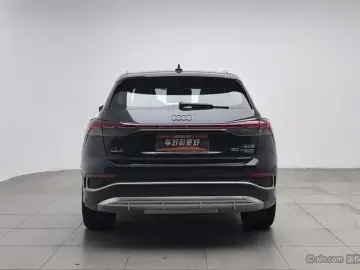 2023 Audi Q4 e-tron с пробегом 55 500 км