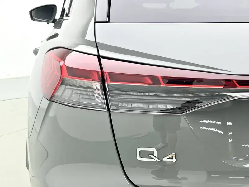 2023 Audi Q4 e-tron с пробегом 20 900 км
