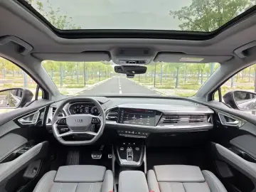 2023 Audi Q4 e-tron с пробегом 41 000 км
