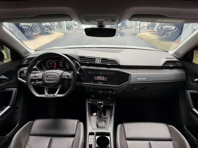 2024 Audi Q3 Sportback с пробегом 24 000 км
