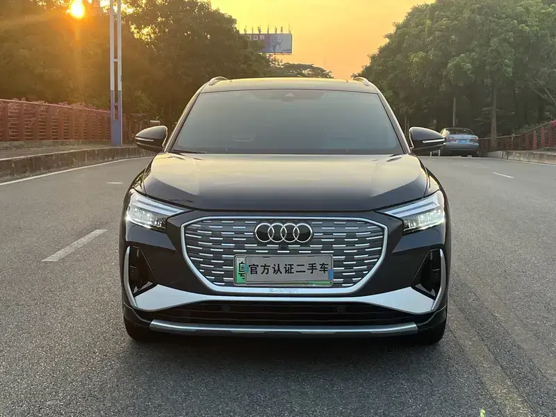 2023 Audi Q4 e-tron с пробегом 50 000 км