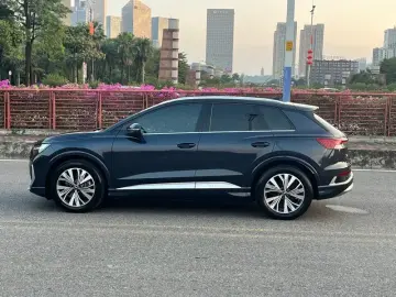 2023 Audi Q4 e-tron с пробегом 50 000 км
