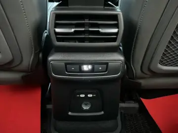 2023 Audi Q4 e-tron с пробегом 50 000 км