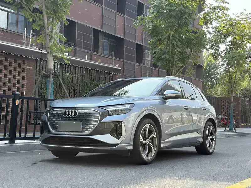 2024 Audi Q4 e-tron с пробегом 62 000 км
