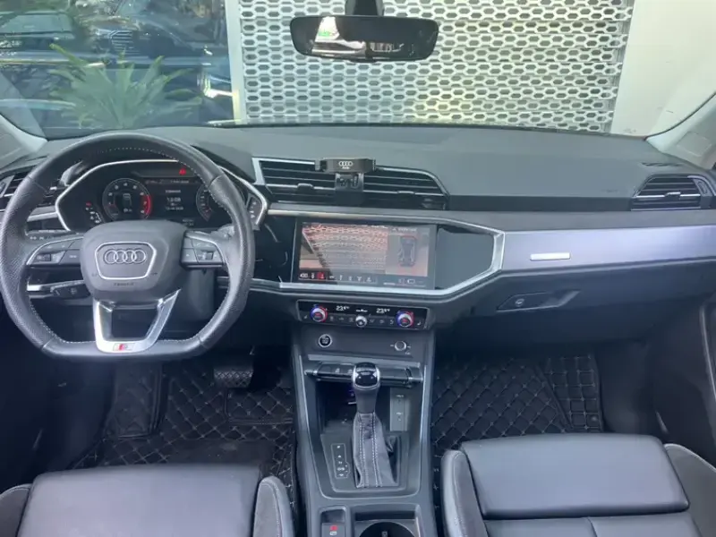 2022 Audi Q3 Sportback с пробегом 32 000 км